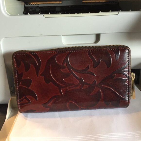 VALENTINA LEATHER WALLETS SIZE 7&quot X 4&quot - Picture 5 of 13